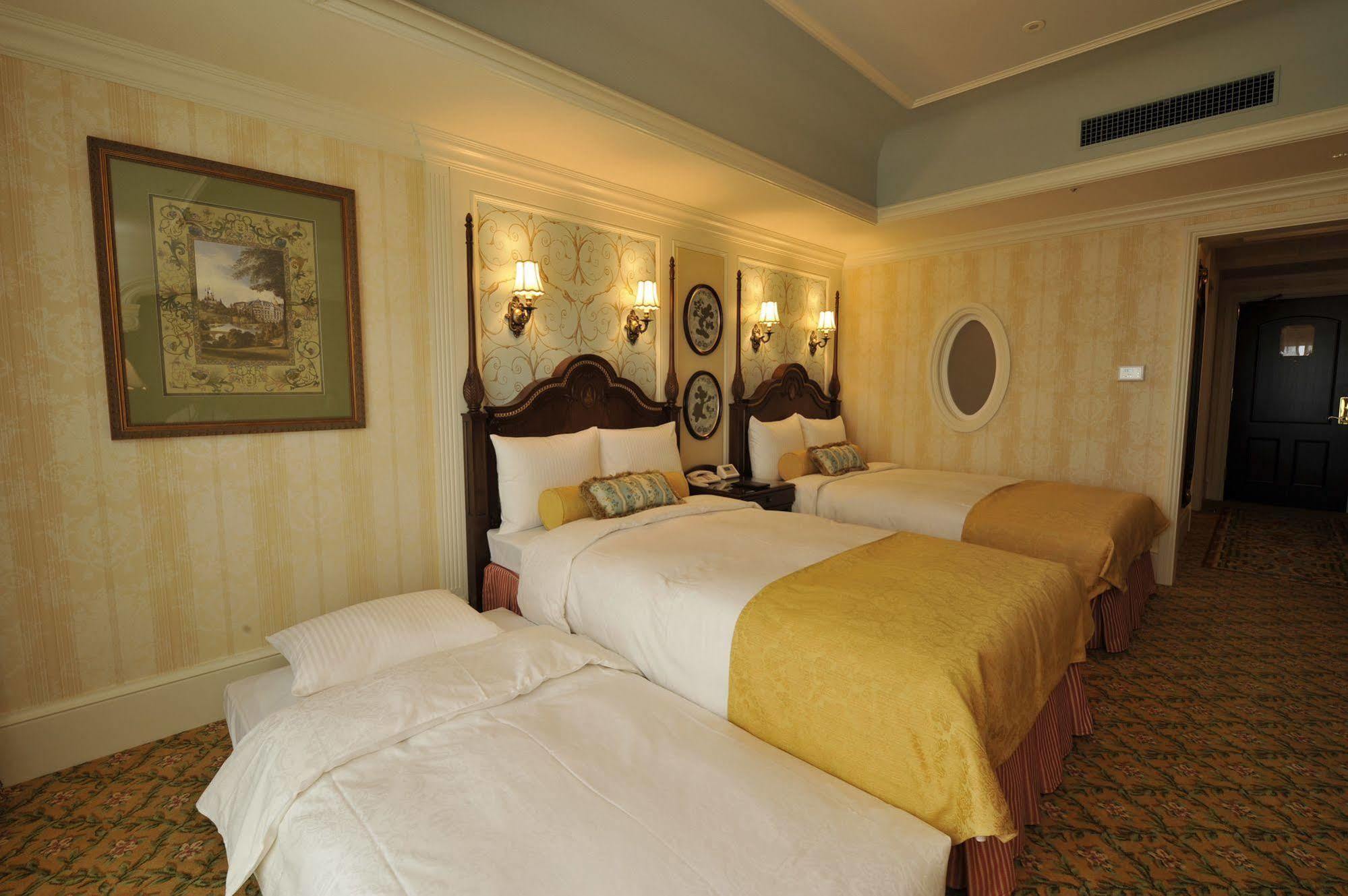 Tokyo Disneyland Hotel Chiba Buitenkant foto